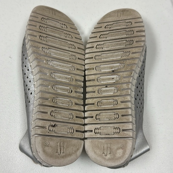 Ilse Jacobsen Tulip Perforated Slip-On
Sneaker Silver Size EU 39 - Picture 10 of 11